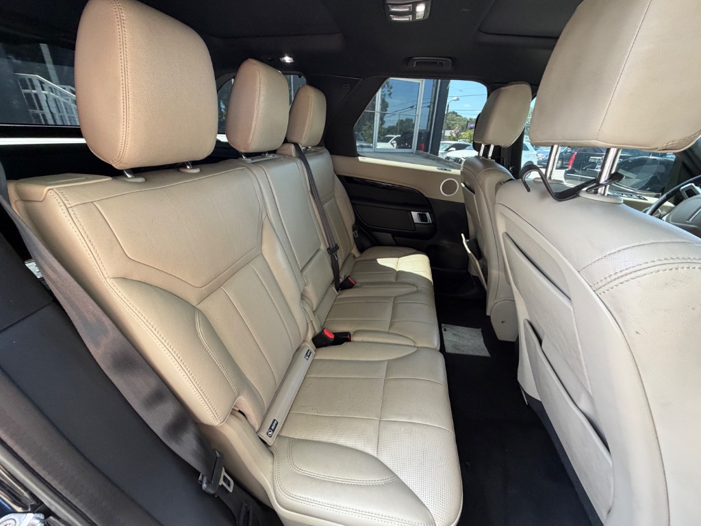 2020 Land Rover Discovery - $16,999